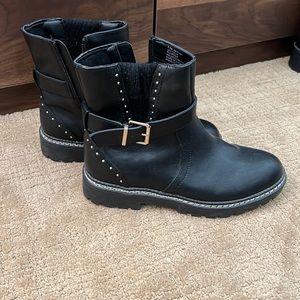 XOXO Pavlina combat boot size 7.5